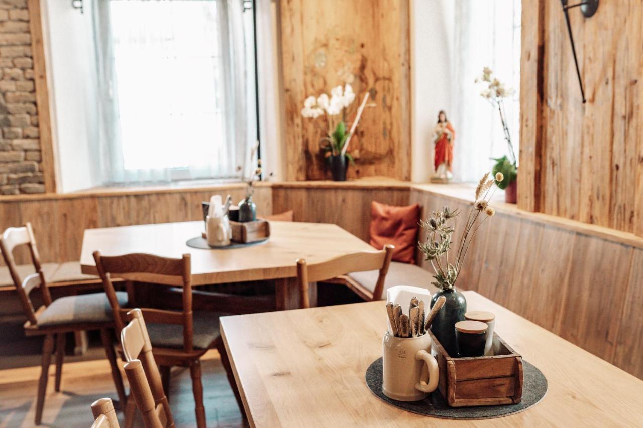 Gasthaus Zum Adler Großwallstadt Dış mekan fotoğraf